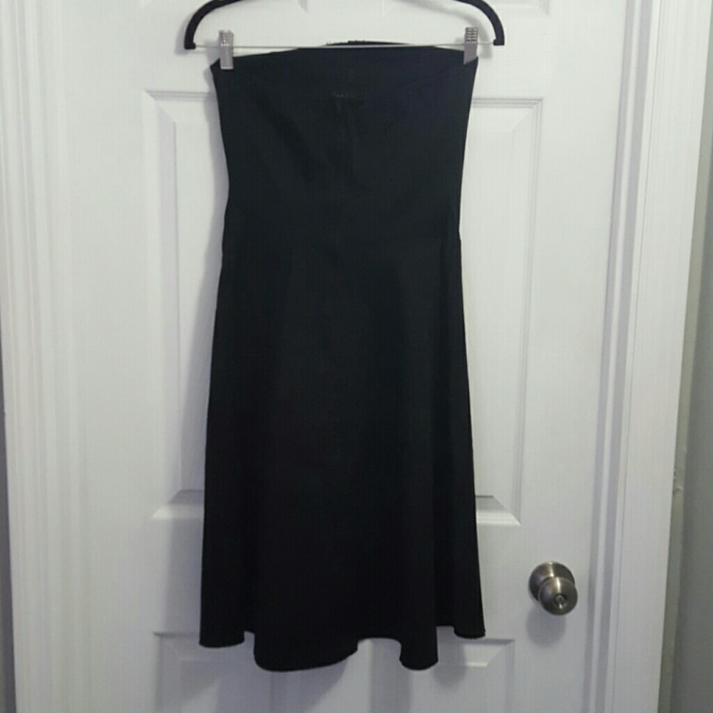 ⬇️Black dress - Picture 3 of 4